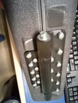 Strong hinge for strong boxes 