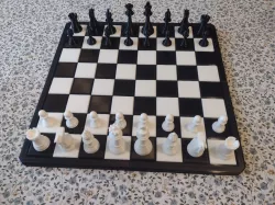 3D PRINTED CHESS BOARD by Jaroslav Troščák