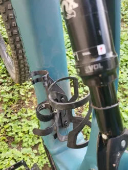 Lezyne HV/HP Drive mini pump holder for Specialized Levo SL