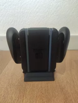 Nintendo Switch - Joy-Con Grip and straps stand