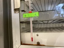 Lab thermometer suction cup bracket 2