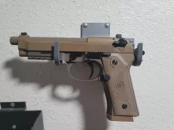 Almost universal pistol hanger