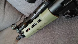 CYMA MP5 Magpul inspired handguard