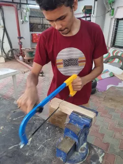 ergonomic hacksaw handle