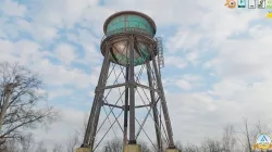 Old Rusty Water Tank Tower - Blue and Rust Low-poly 3D model