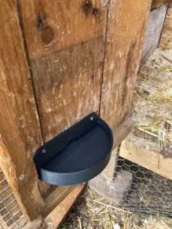 Rabbit cage water dish