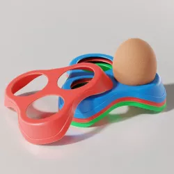 Stackable tray for three eggs