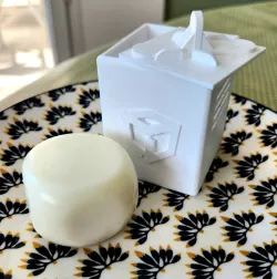 Cube eggs machine