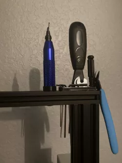 Deburring tool holder