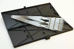 Equal Space Divider Case
