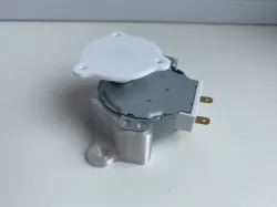 Microwave table