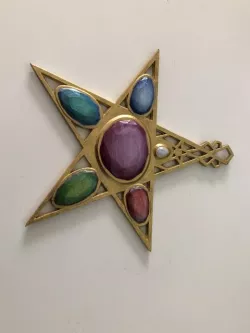 Pentagram amulet prop ttrpg