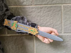 Aguilar‘s hidden blade