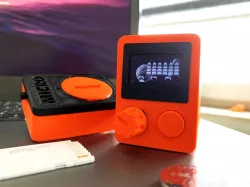 MICRO - A MICRO HANDHELD CR2032 CASE FOR ATTINY85 TINYJOYPAD