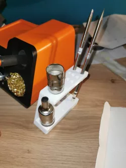 The holder for storing T12 tips and Hotair nozzles.
