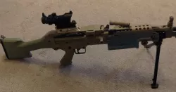 Airsoft M249 rail