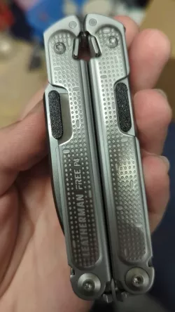 FREE P4-P2 thumbstud kit