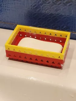 Customizable supportless mesh bathroom storage box