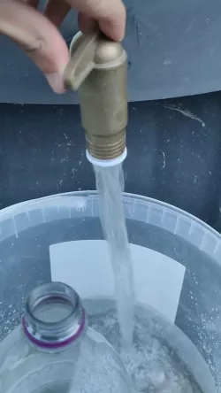 Fluidifier faucet rain catcher