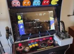 Legends Ultimate Joystick Stand