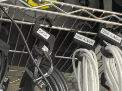 Simple Cable Hook