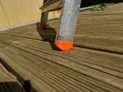 Stepladder feet