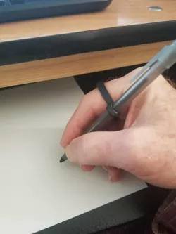 RingPenHolder