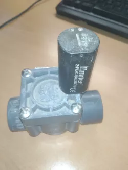 Wireholder for Hunter's irrigation sprinkler valve
