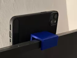 iPhone support as a webcam