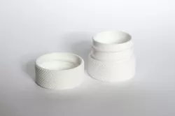 Threaded Container without Internal Flange