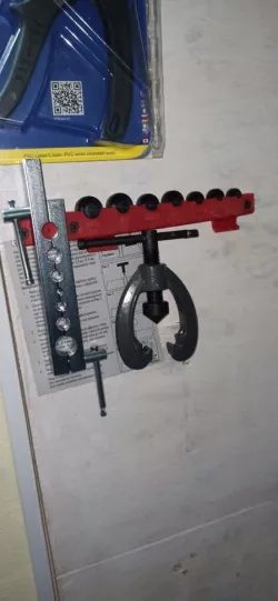 tube flaring tool holder (brake)