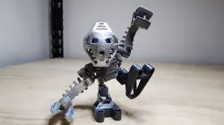 Bionicle New Tohunga torso and foot design for matoran
