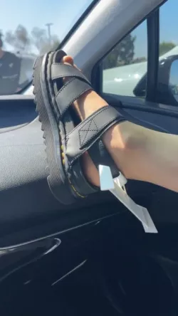 Crocs Spoiler