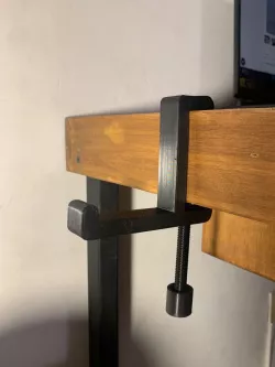 headset hanger