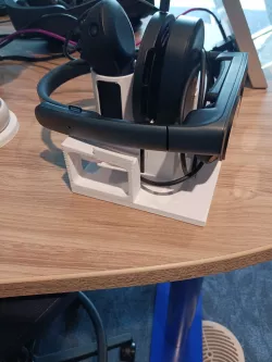 Magic Leap 2 Stand