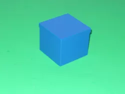 Parametric Container with an overlapped lid