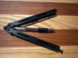 Balisong, Butterfly Knife Pen Holder