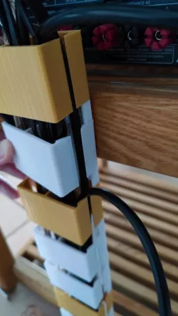 Kabelhalter - Cable Holder