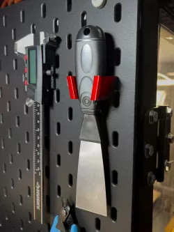 Skadis Scraper Holder