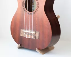 Ukelele Stand