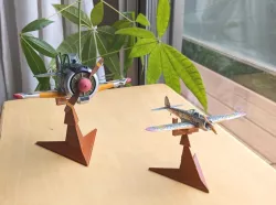 Triangular Pyramid Model Aircraft Stand