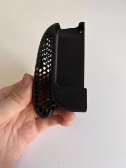 Nintendo Switch Portable Comfort Grip - Honeycomb Shell With lock button