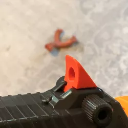 Adventure Force Aeon Pro, Rear Sight/Priming Assist. and Front Sight