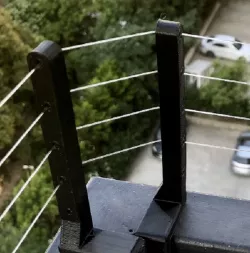 CROW & BIRD REPELLENT FOR BALCONY RAILINGS