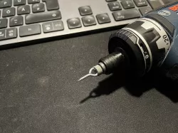 Parametric Screw eyelet Drill-Bit (Schraub-Ringösen-Bit)