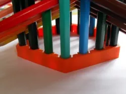 Geo Hart 72 pencil holder