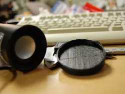 Parametric clipping lid for cylinder shape with notch