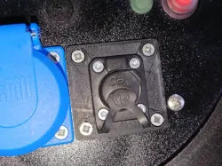 Adapter Ethercon NE8FDX in GT310 Schuko mount