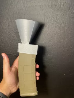 Airsoft magazine funnel