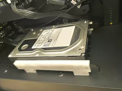 Hard drive rail mount - Corsair 4000D case